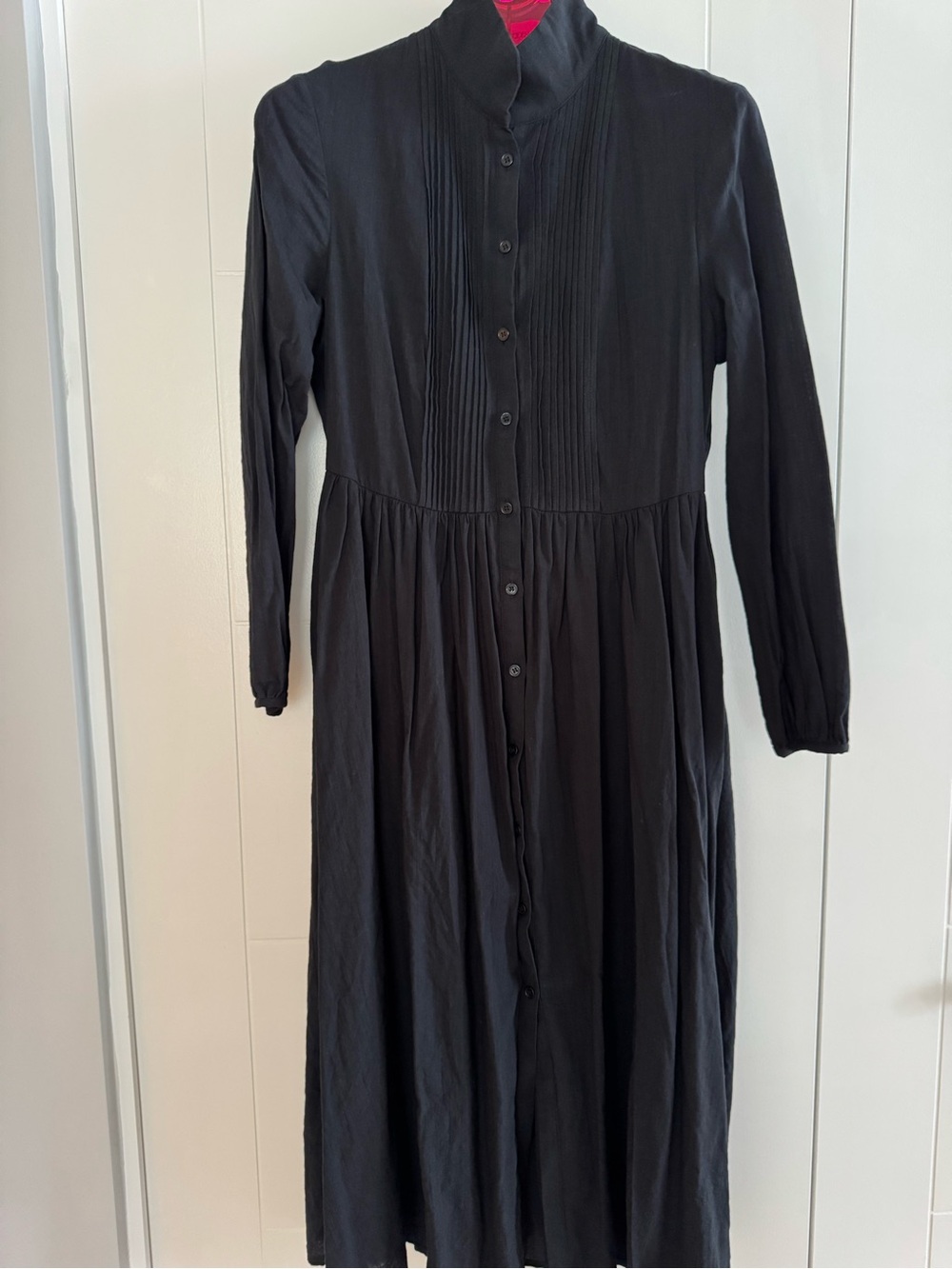Modesees Black Pleated Front Long Sleeve Dress - NEW - Size M